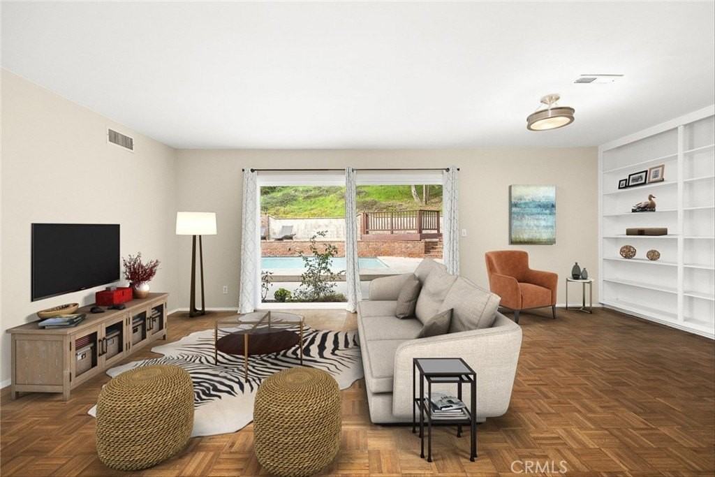 1653 Via Del Rey - Photo 3 of 27