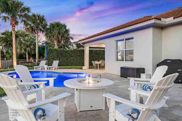 237 Porgee Rock Place - Photo 3 of 11