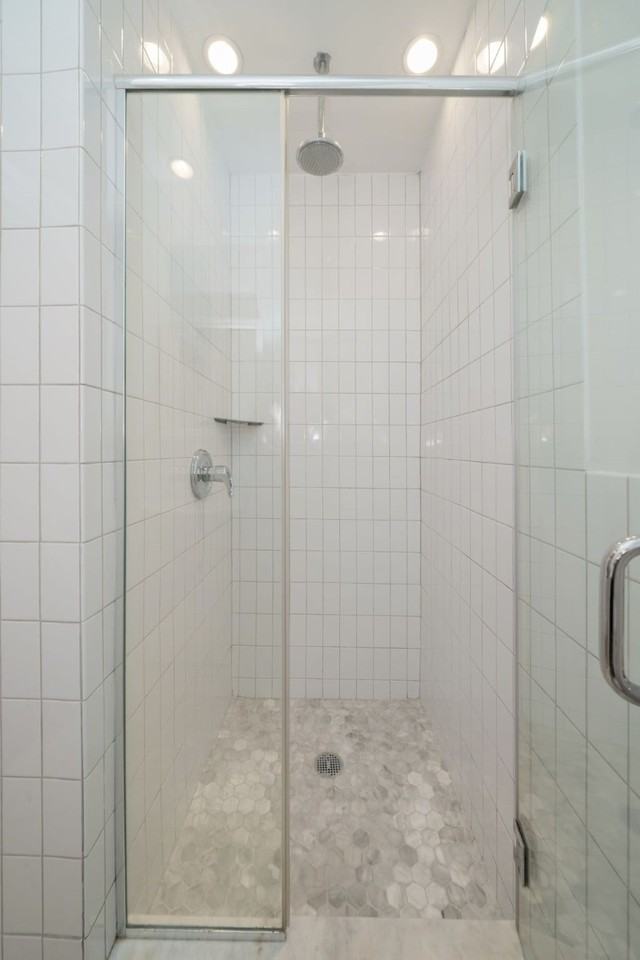 340 W 17th St #4A - Photo 7 of 12