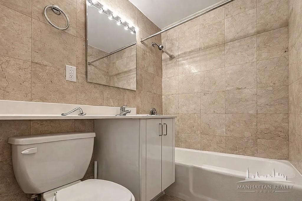 E 49th St #8H - Photo 5 of 5