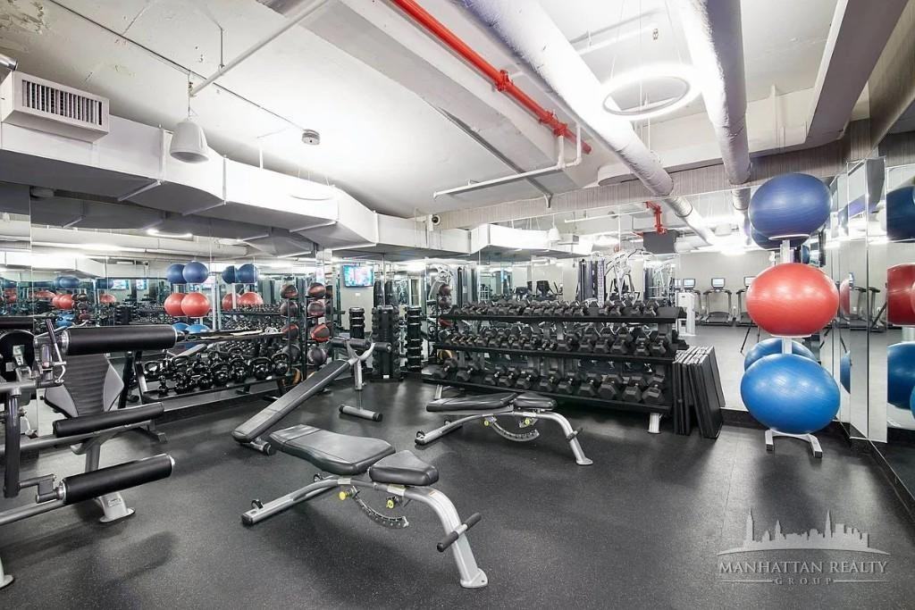 E 39th St #15B - Photo 6 of 6