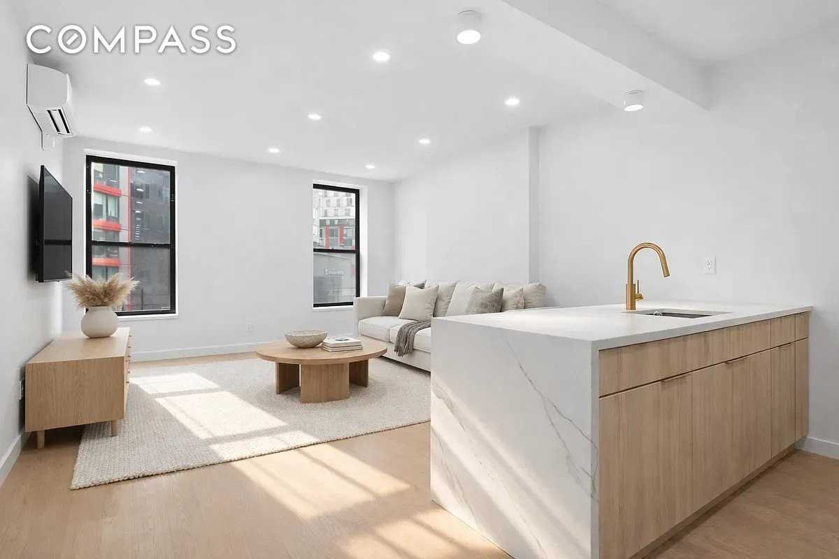 192 Flatbush Ave #3E - Photo 2 of 9