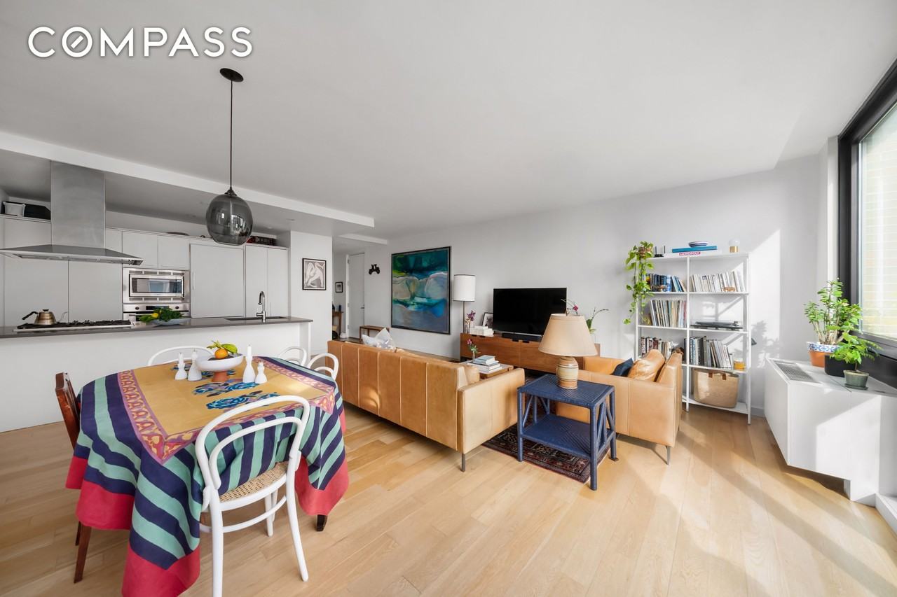 70 Berry St #5G - Photo 6 of 9