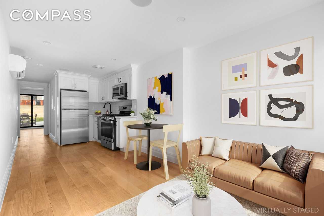 527 Quincy St #1 - Photo 2 of 8