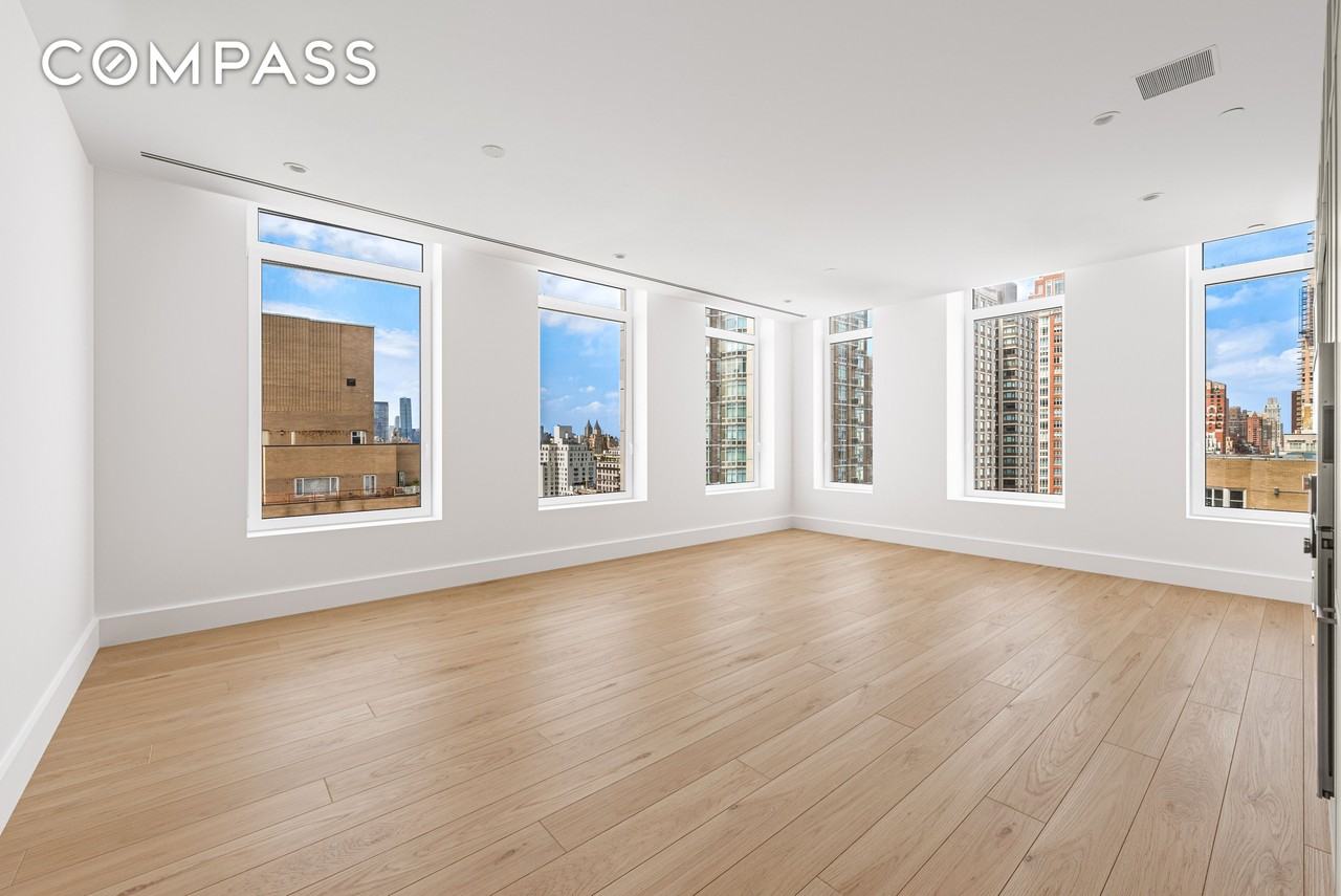 1059 3rd Ave #22B - Photo 2 of 11