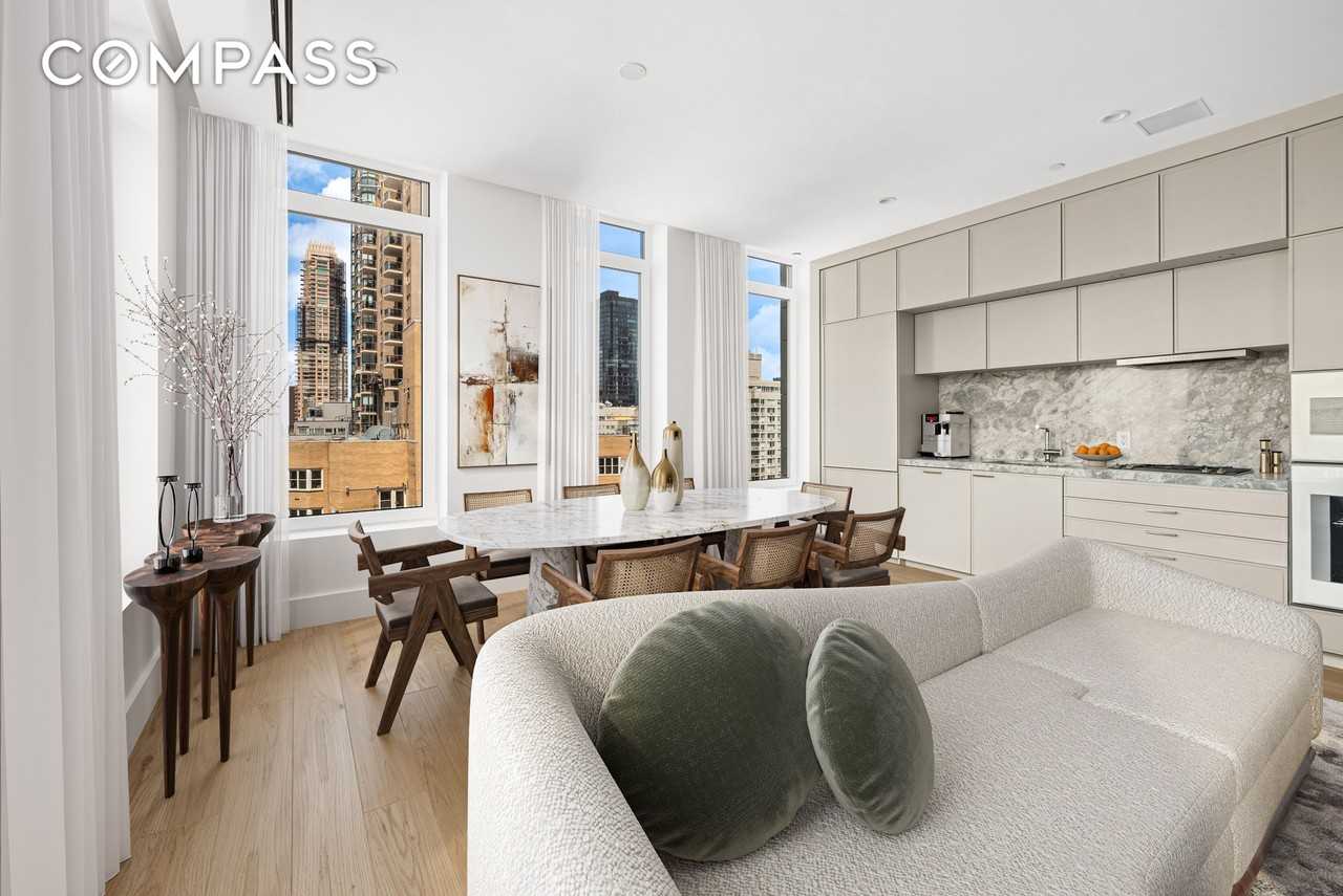 1059 3rd Ave #22B - Photo 4 of 11