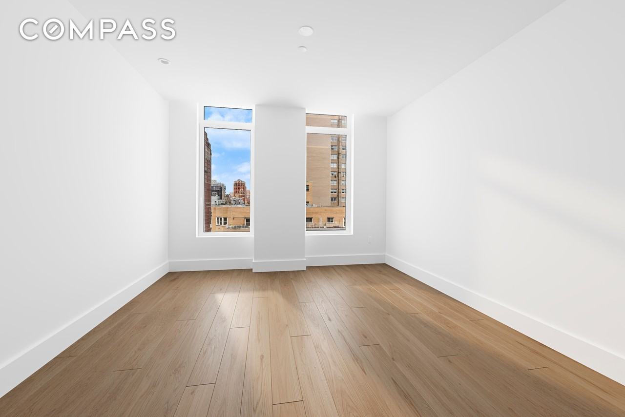 1059 3rd Ave #22B - Photo 7 of 11