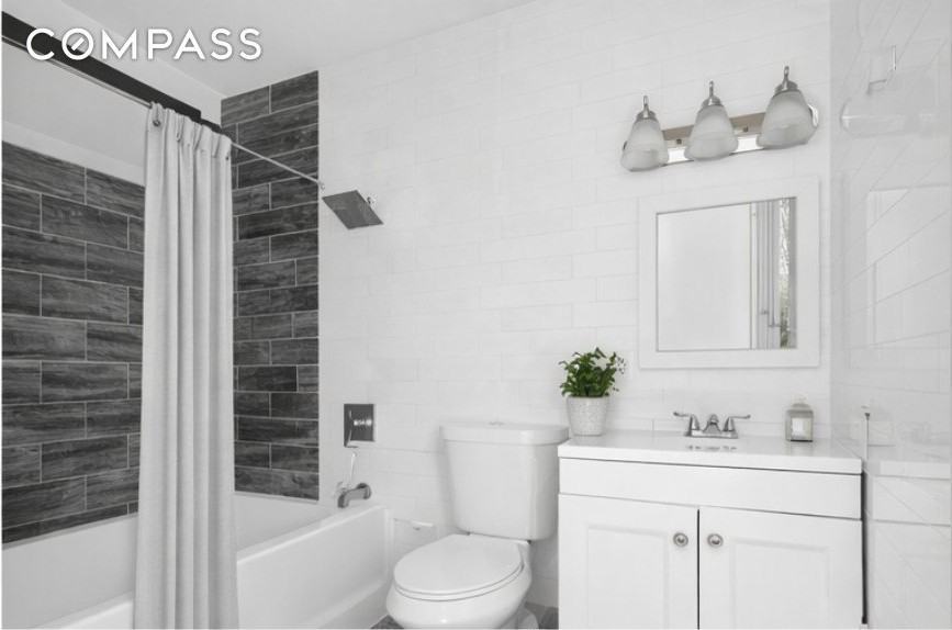 1423 Dekalb Ave #2I - Photo 4 of 5