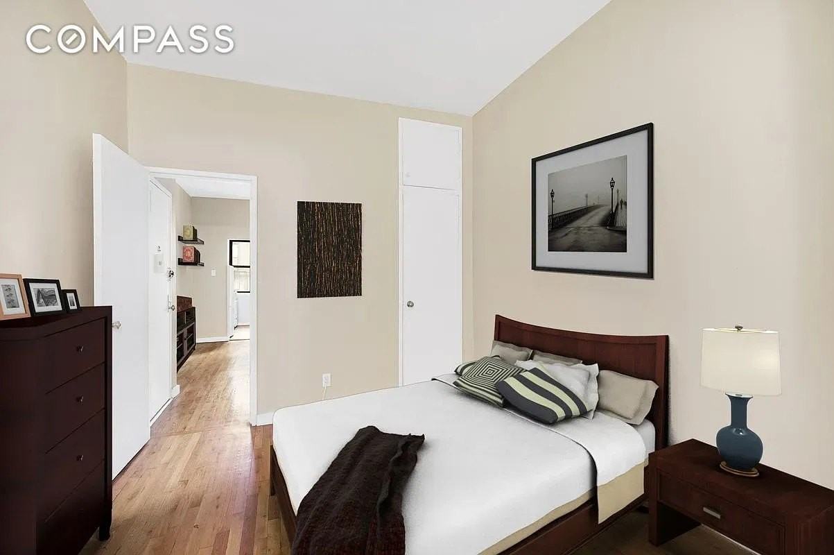 512 E 82nd St #4D - Photo 3 of 8