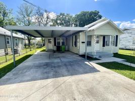 featured image of 135 Oswald St