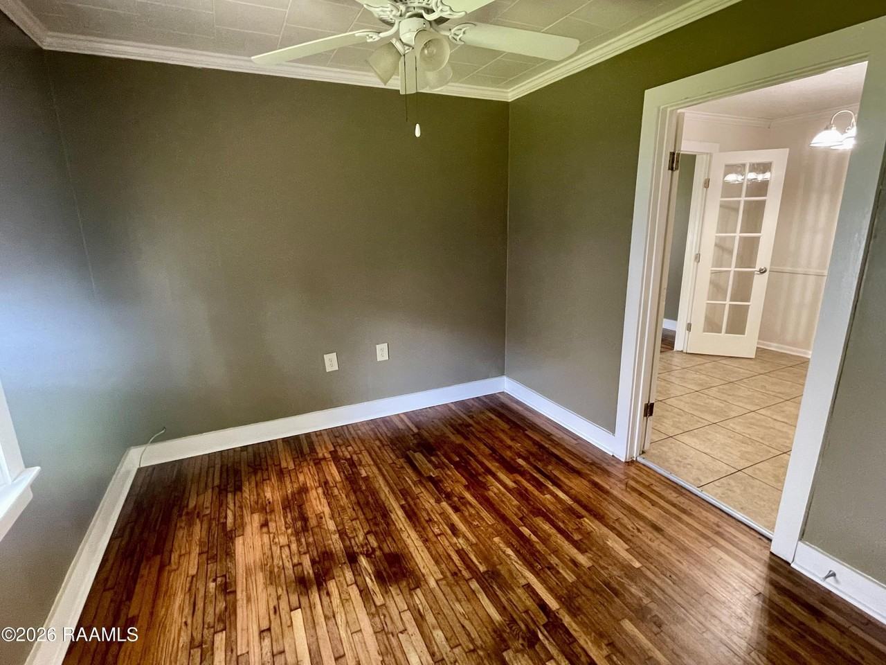 135 Oswald St - Photo 4 of 10