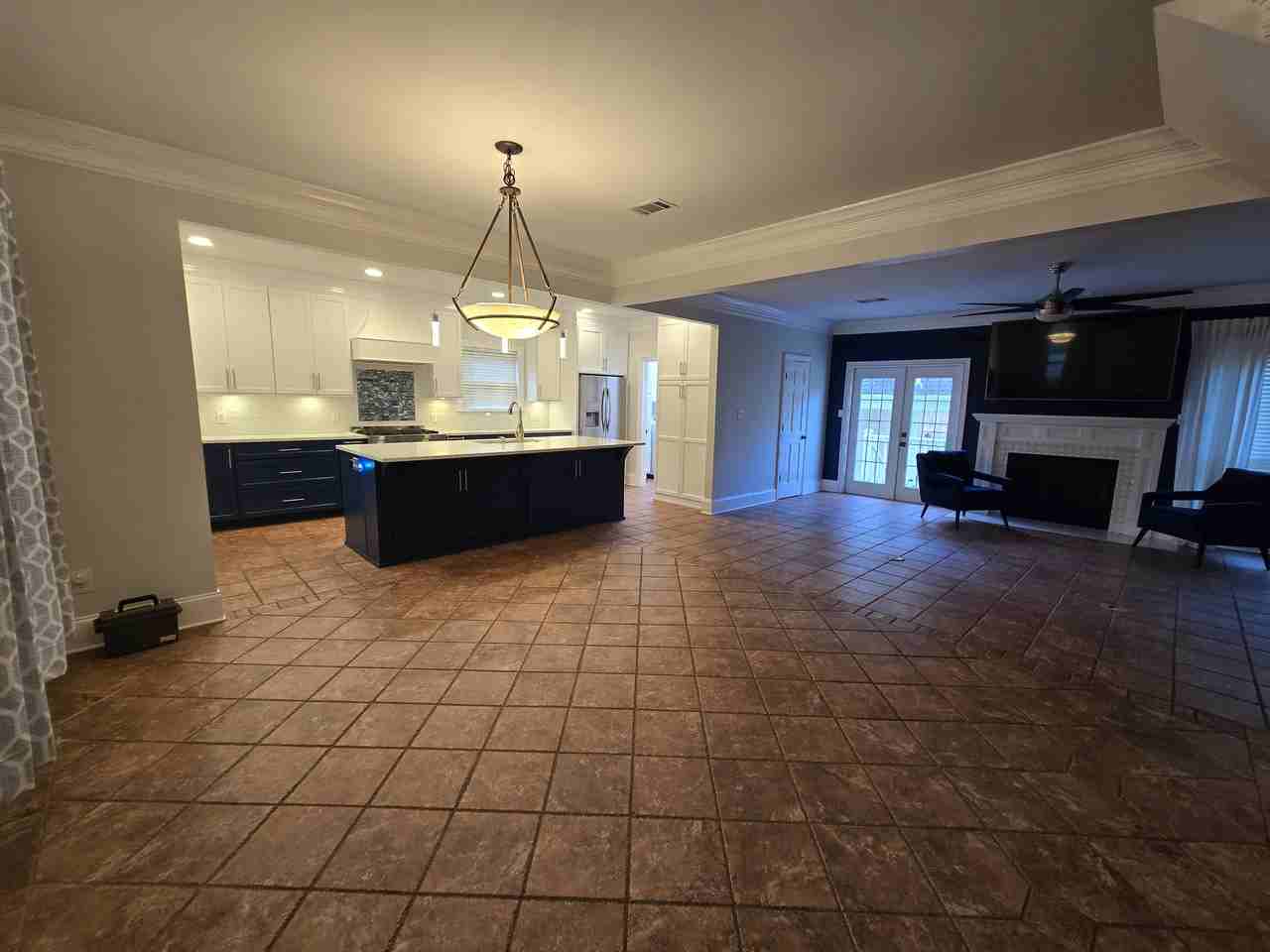 408 Caribe Place North - Photo 4 of 35