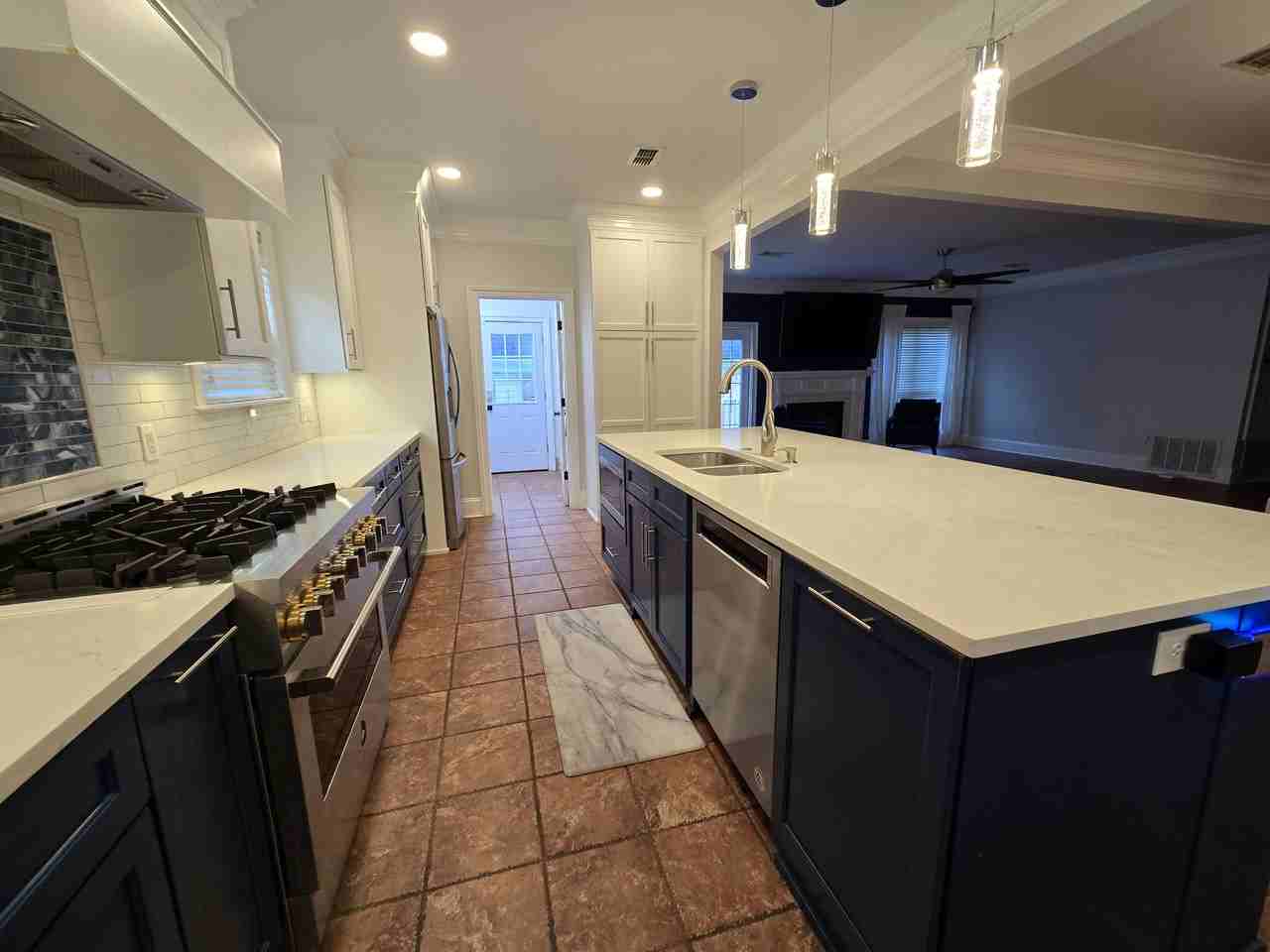 408 Caribe Place North - Photo 7 of 35