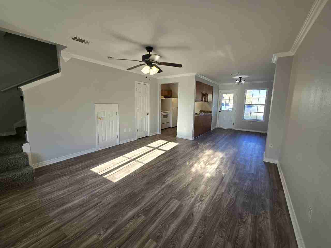 10479 Cal Lane - Photo 2 of 13