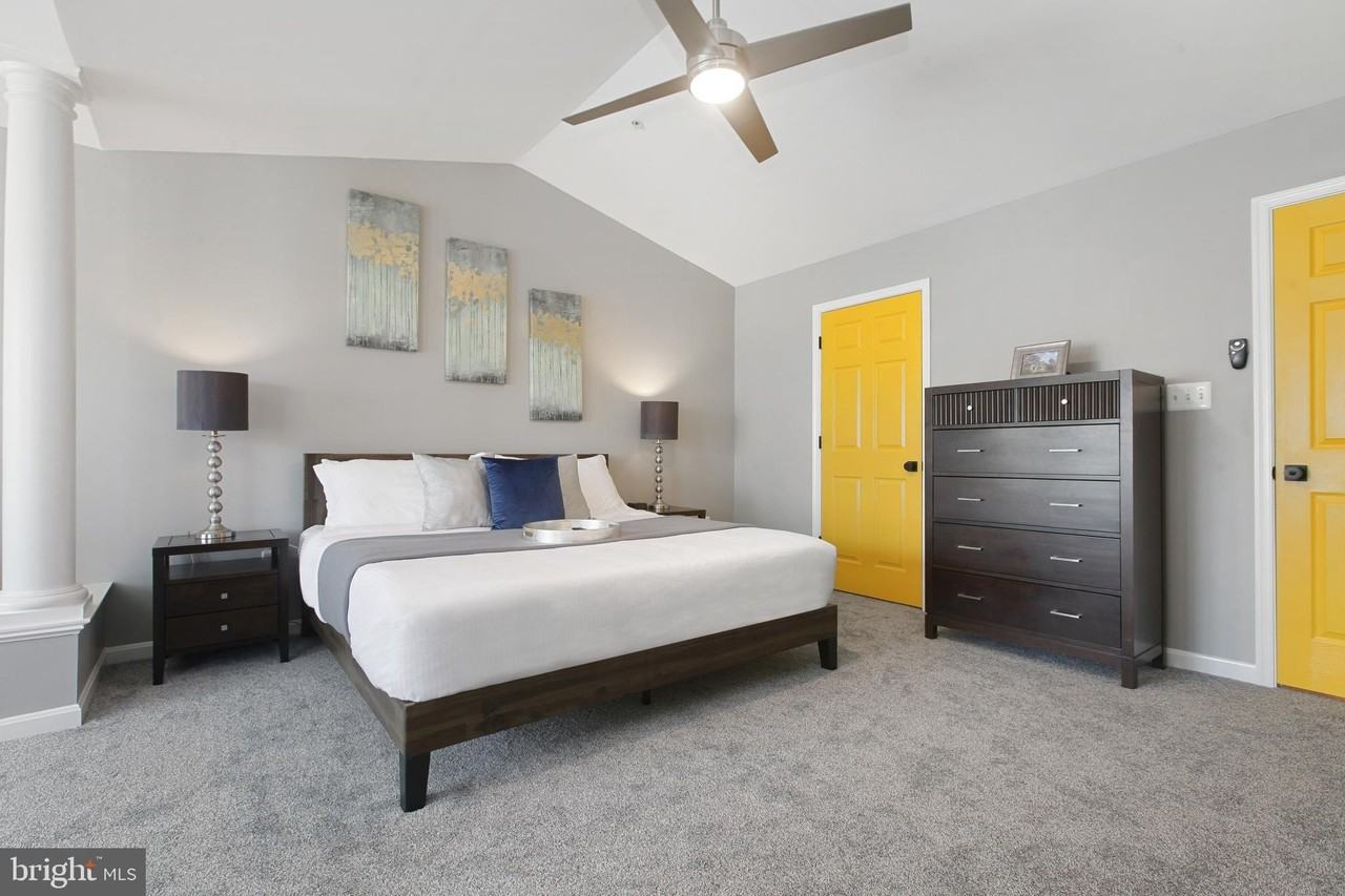 8907 Samuel Joy Way - Photo 3 of 50