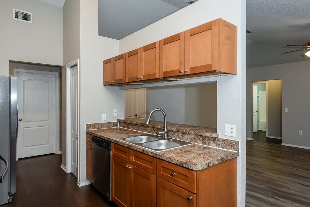 822 Terranova Rd - Photo 6 of 16