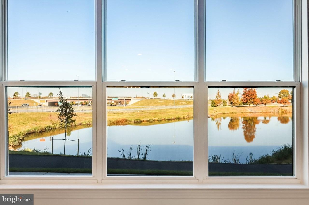 14348 Yesler Ave - Photo 7 of 50