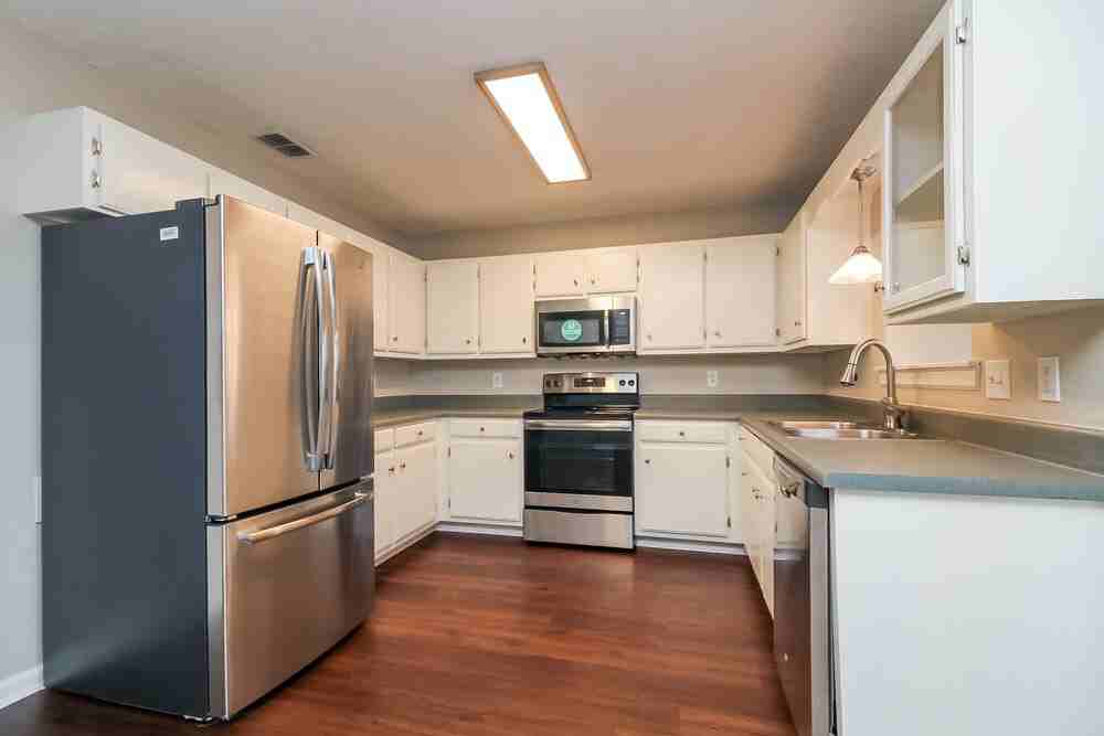 1231 Azure Way - Photo 5 of 16