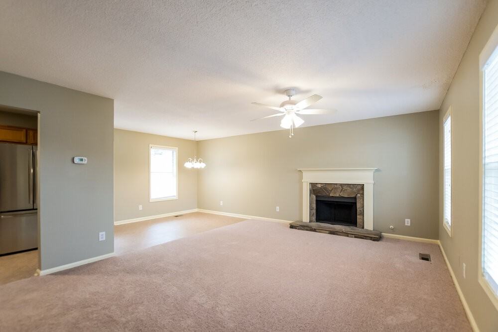 414 Ivy Crest Dr - Photo 4 of 17