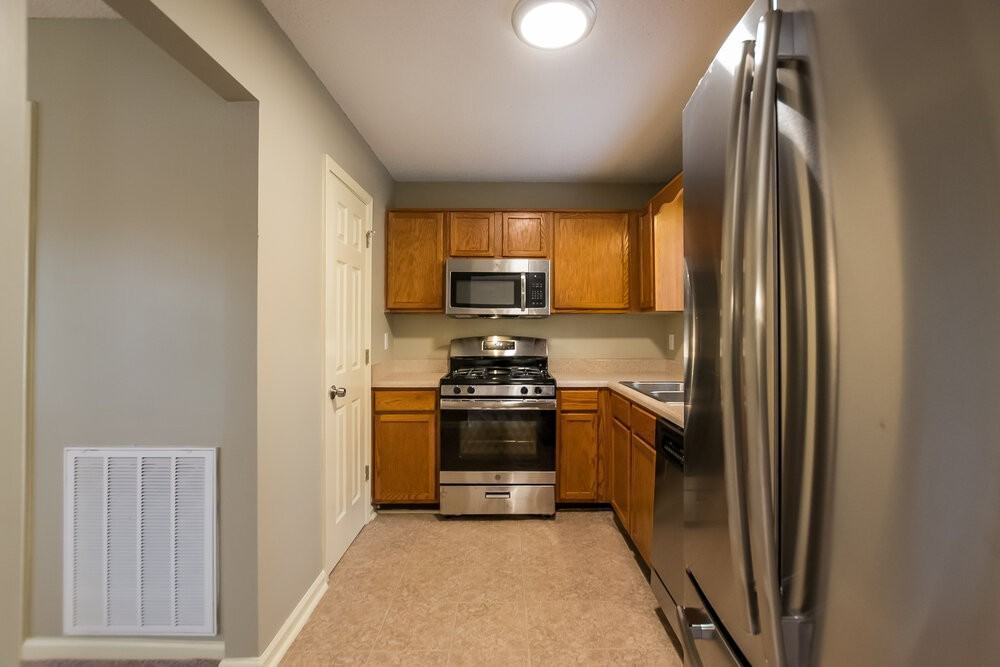 414 Ivy Crest Dr - Photo 5 of 17