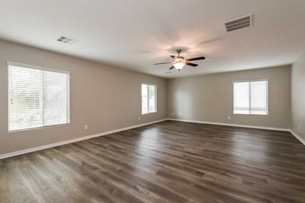 161 Jay Porter Ave - Photo 7 of 17