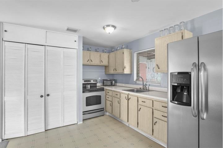 9412 Bellewood Street - Photo 5 of 7