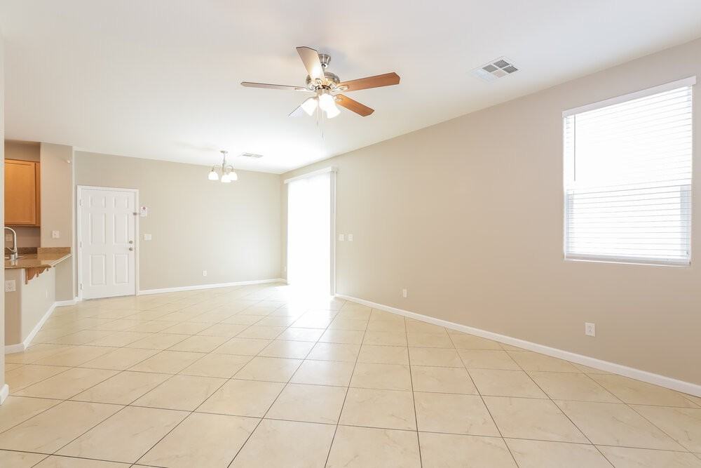 9904 Pride Dance Ct - Photo 4 of 17