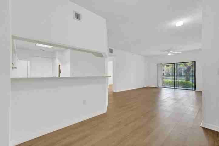 2728 Anzio Court #108 - Photo 5 of 10