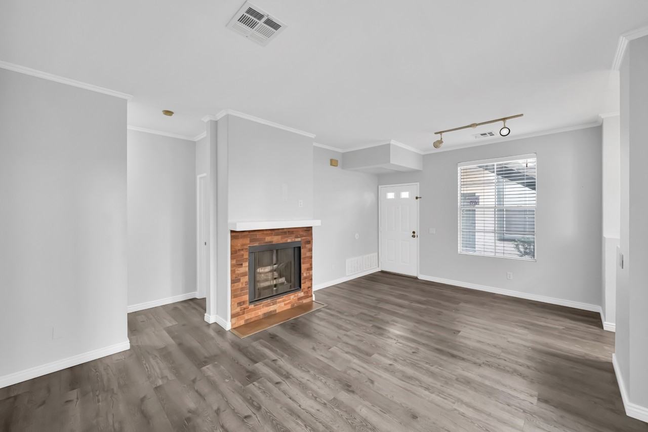 10858 Sabre Hill Dr #1 - Photo 4 of 14