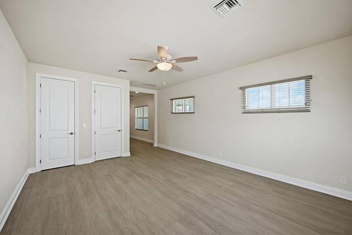 9334 Crestview Circle - Photo 7 of 11