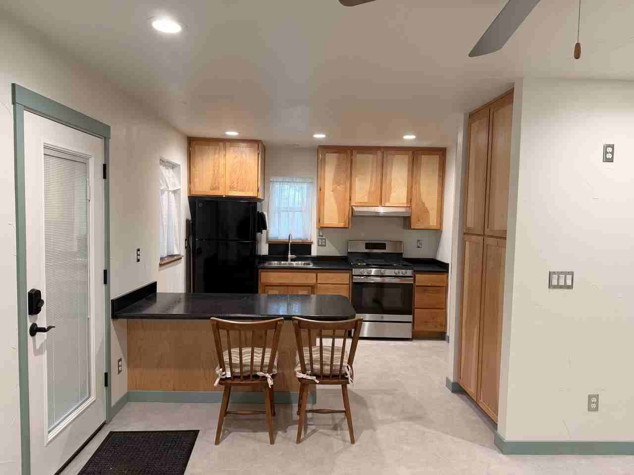 146 Ashland Ave #SF - Photo 6 of 17