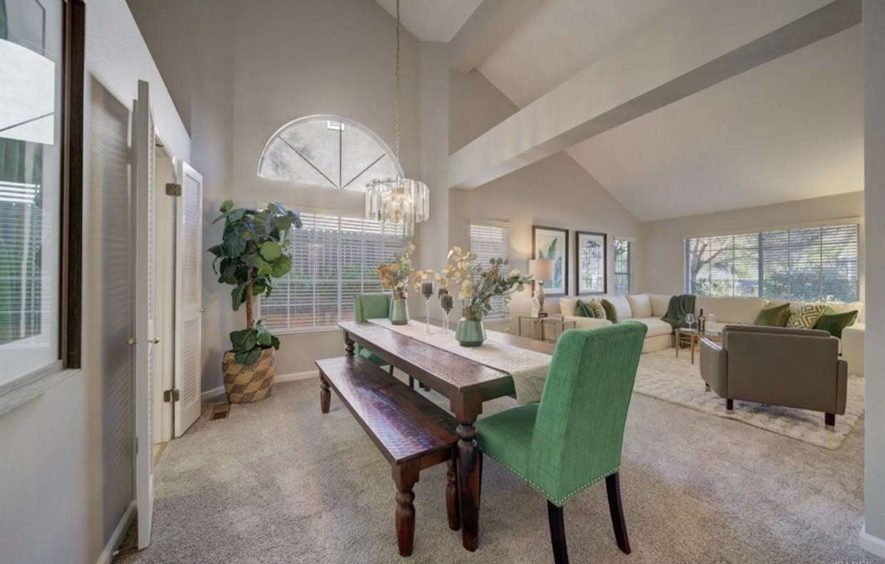 3309 Colonial Ct #1 - Photo 5 of 32