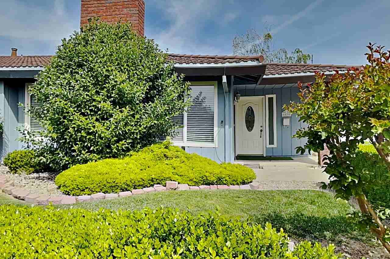 6830 Harmon Dr - Photo 2 of 28