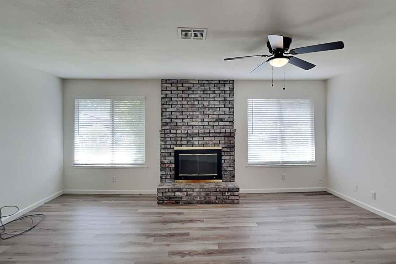 6830 Harmon Dr - Photo 7 of 28