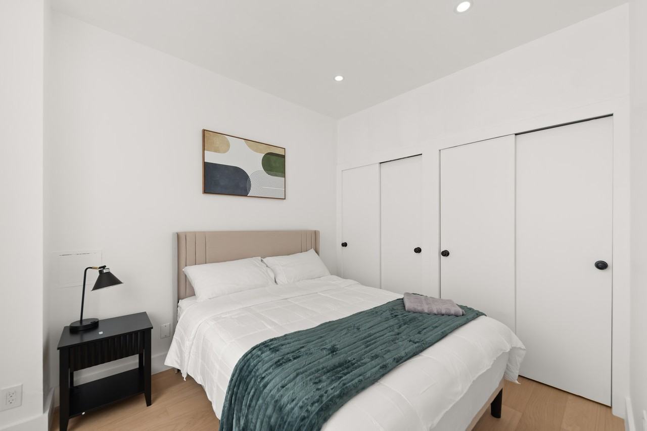 19 Saint Marks Pl #1499940P - Photo 7 of 17