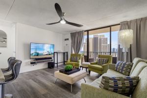 featured image of 411 Hobron Ln #3004