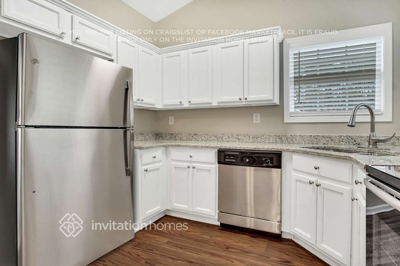 9170 Jefferson Ave Sw - Photo 6 of 25