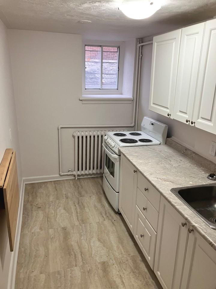 257 Daly Avenue #C - Photo 5 of 17