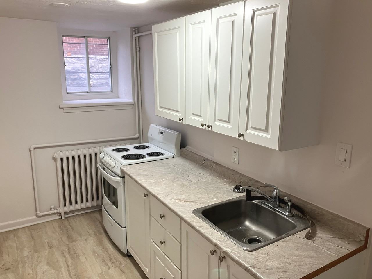 257 Daly Avenue #C - Photo 7 of 17