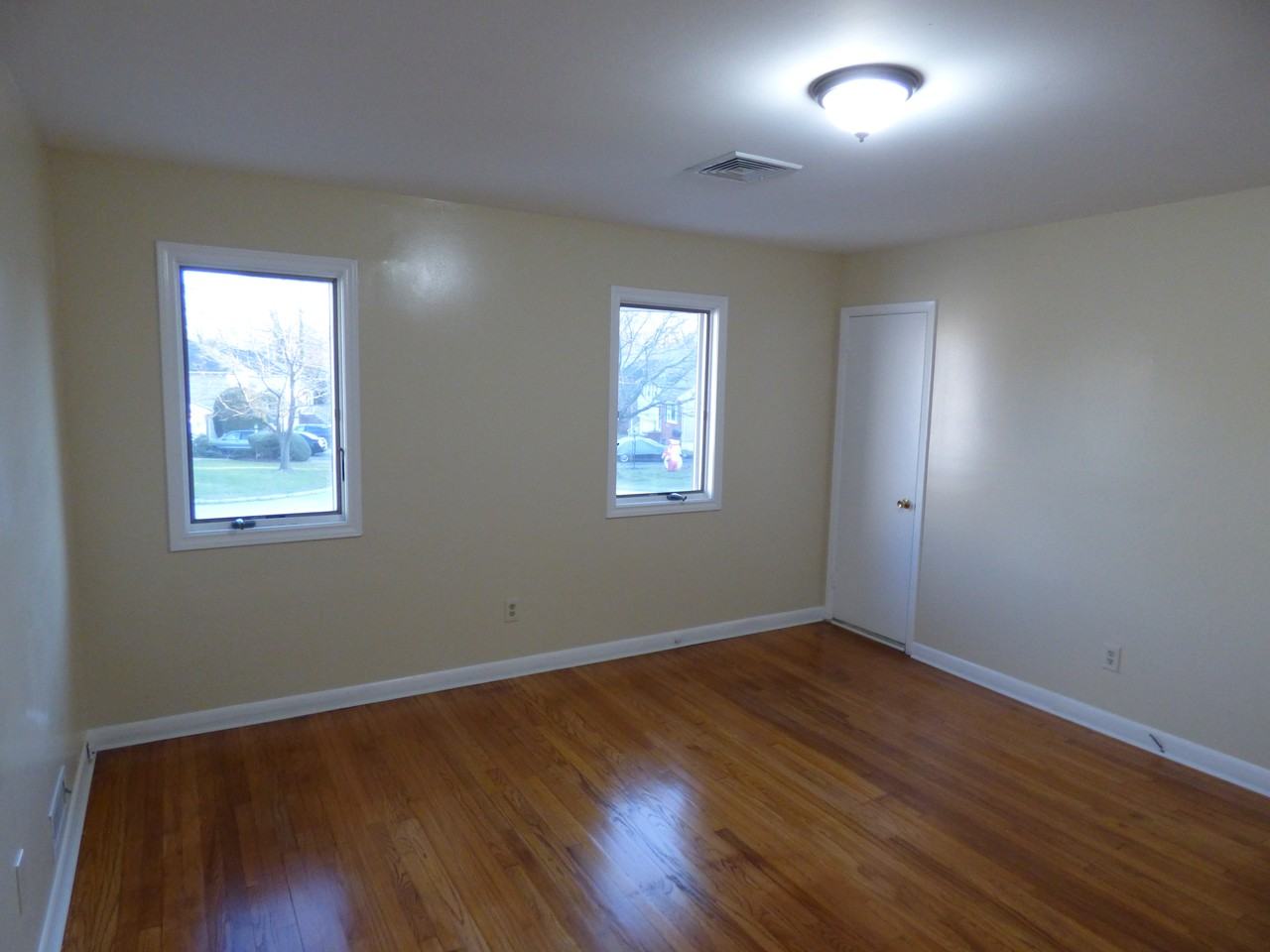 14 Lancaster Road - Photo 3 of 25