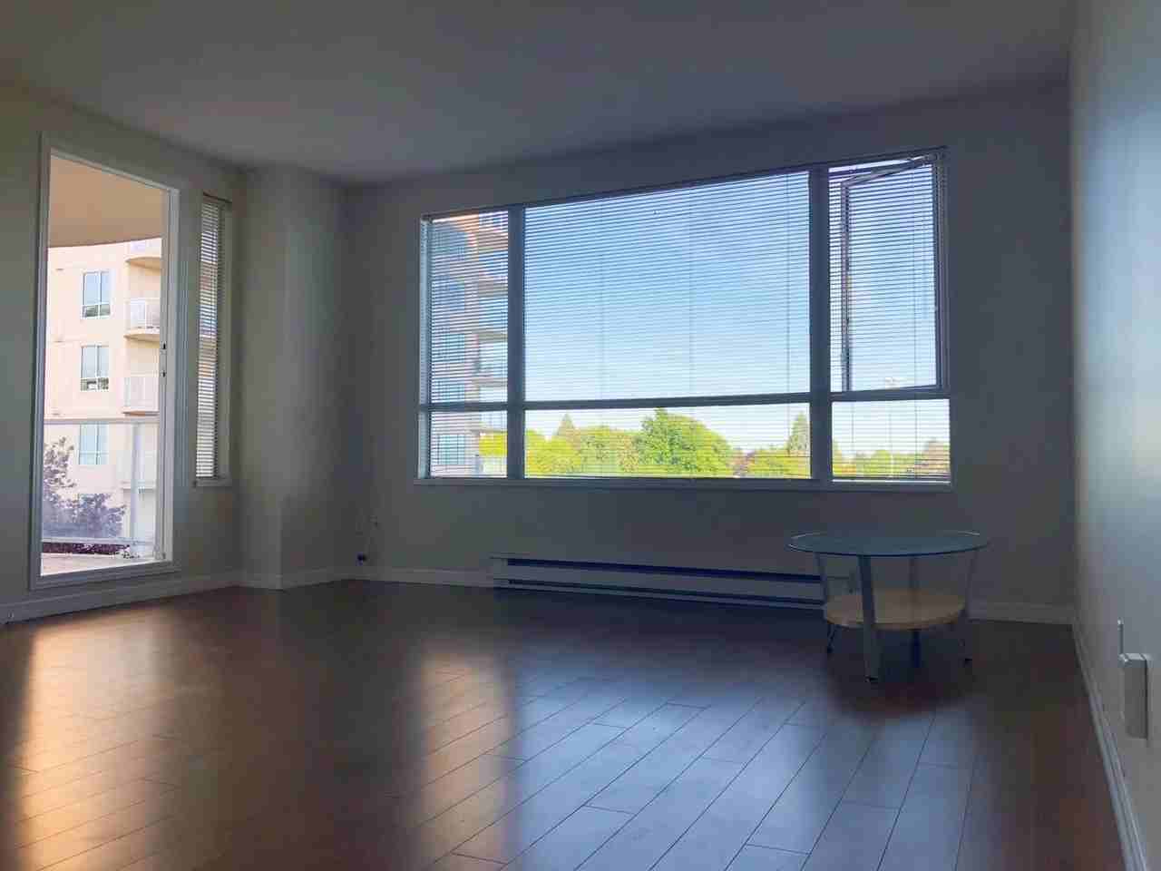 7600 Granville Avenue - Photo 3 of 6