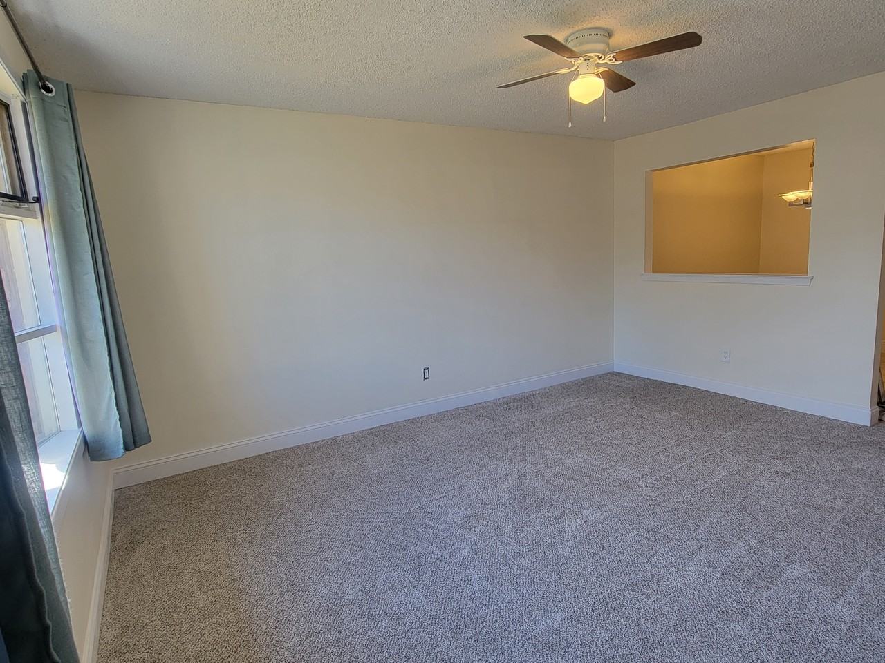 2047 Jason Drive - Photo 3 of 22