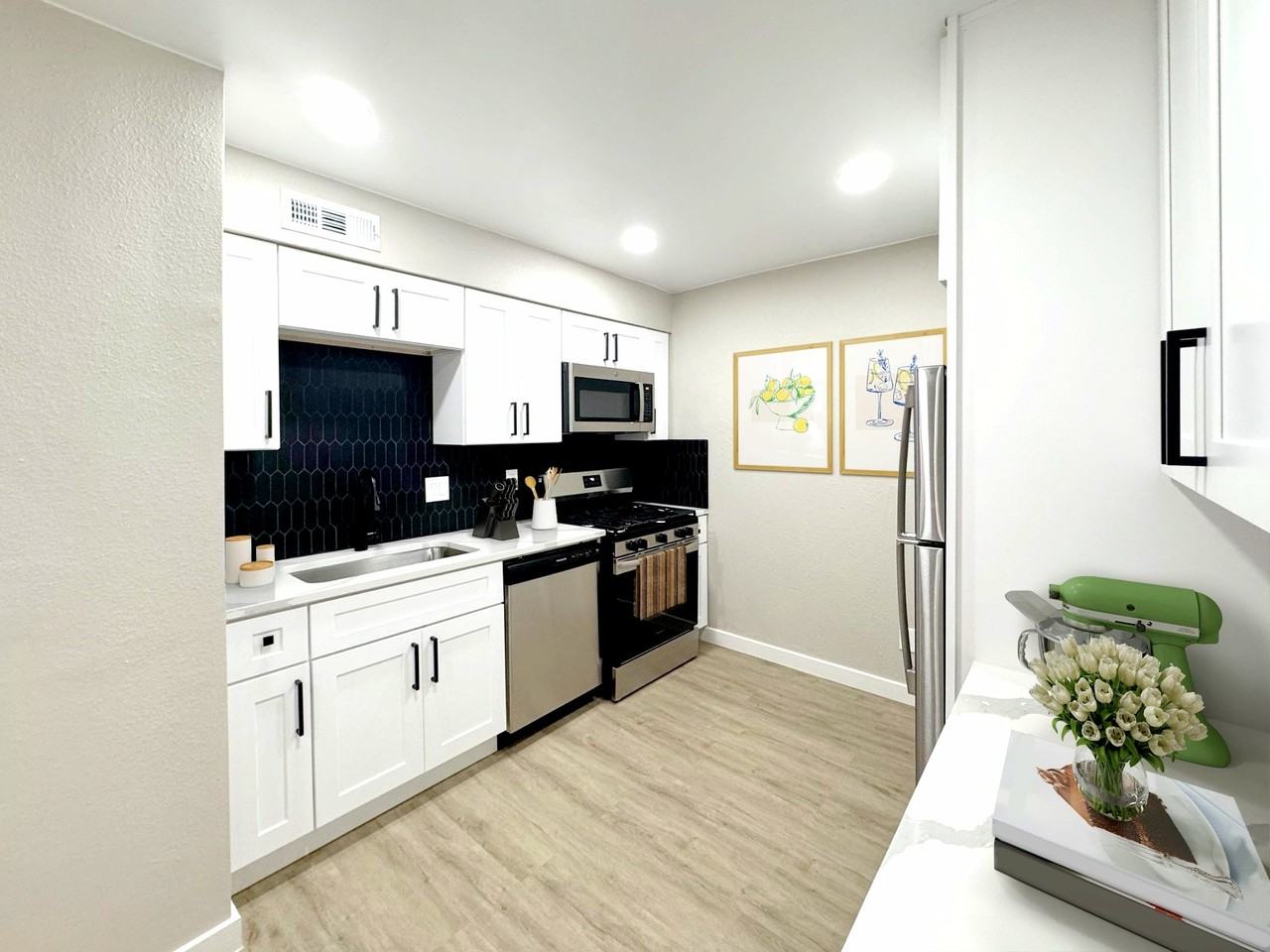 5106 N Lamar Blvd #153 - Photo 3 of 9