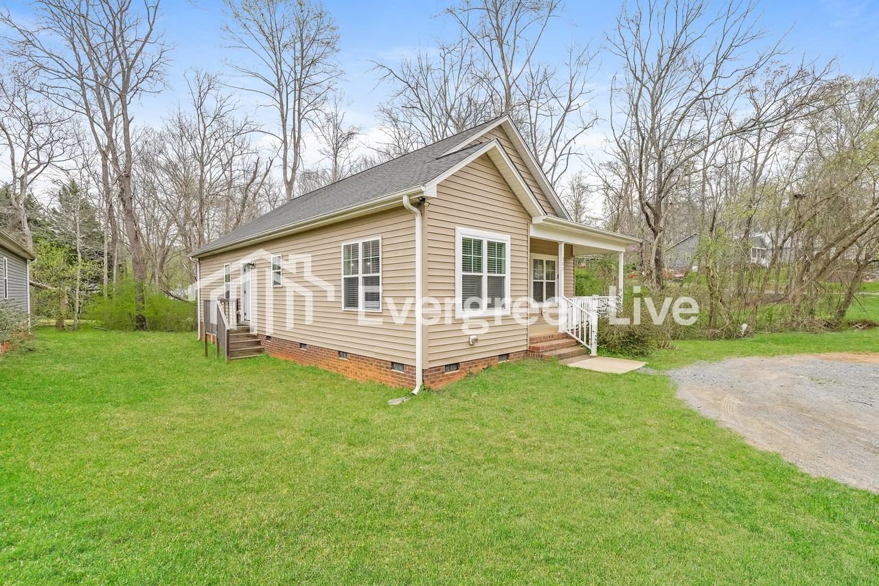 507 Worthville St - Photo 2 of 15