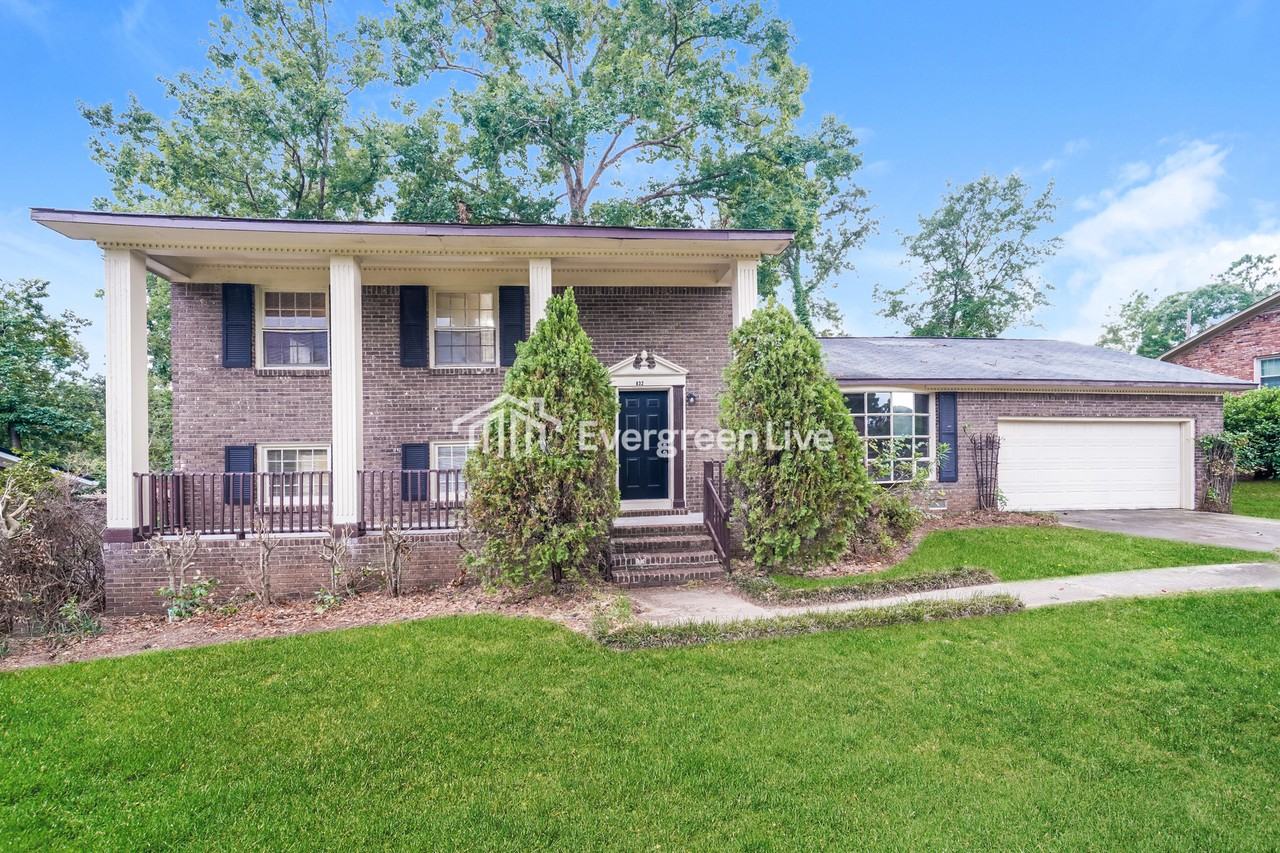 832 Tara Trl - Photo 2 of 15