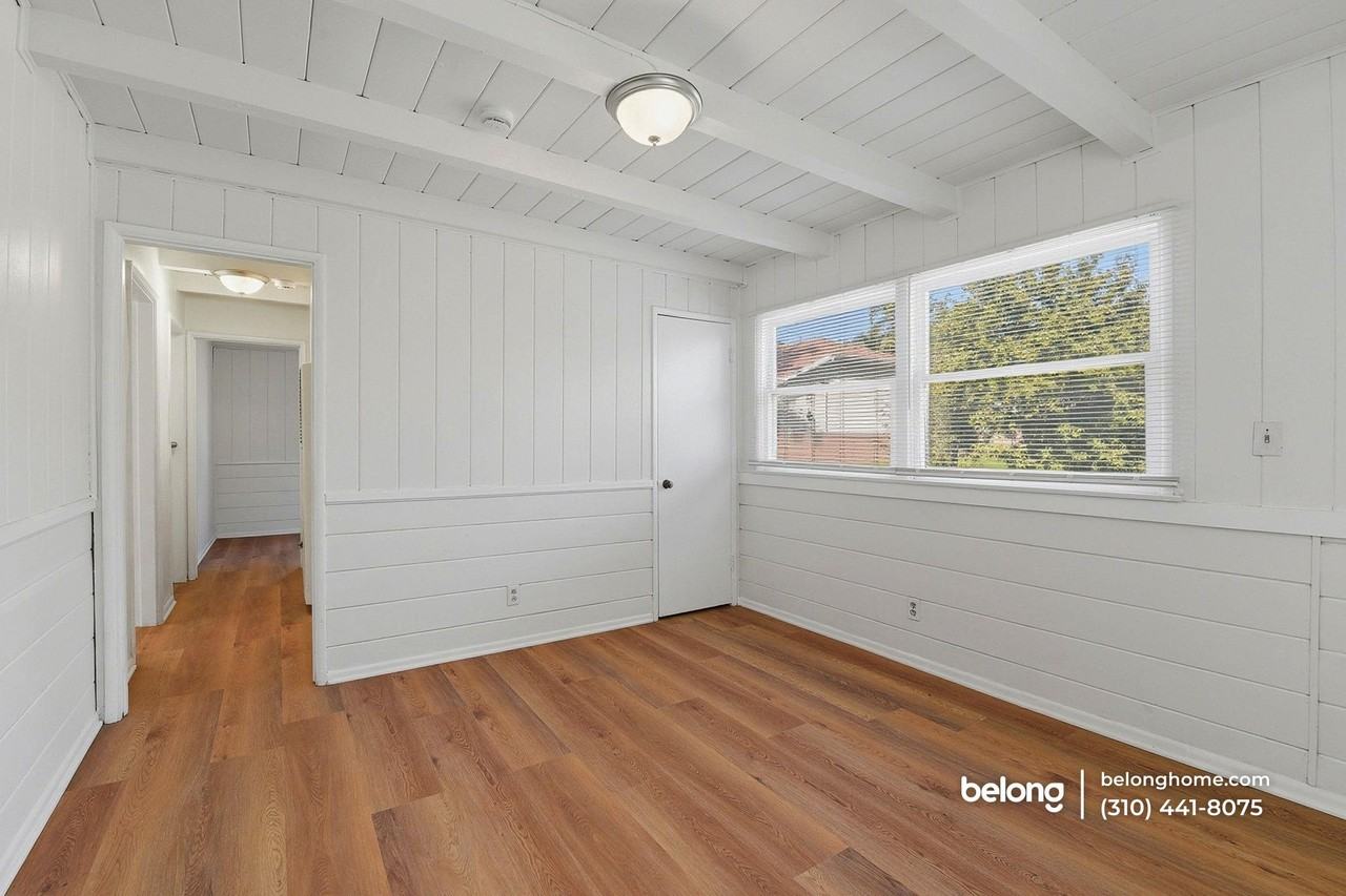 18601 Keswick St #B - Photo 4 of 17