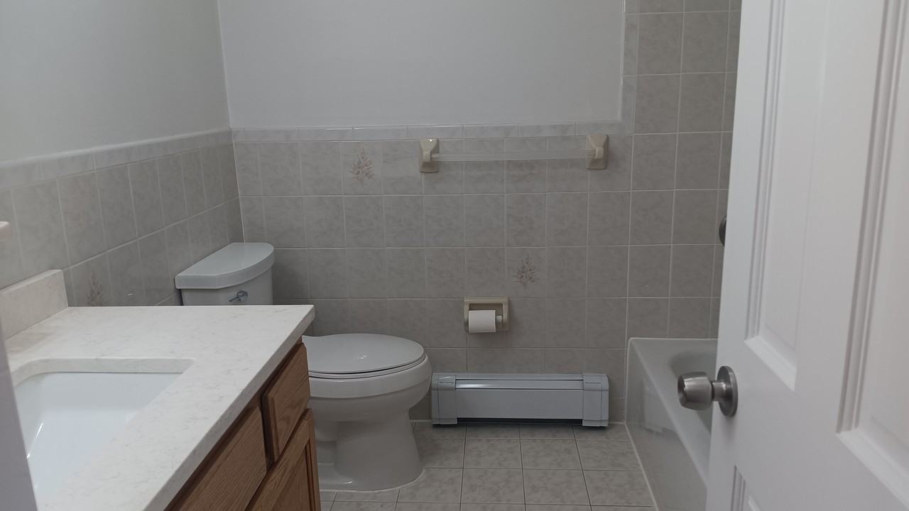 Bay 26th Street #2 - Photo 5 of 13