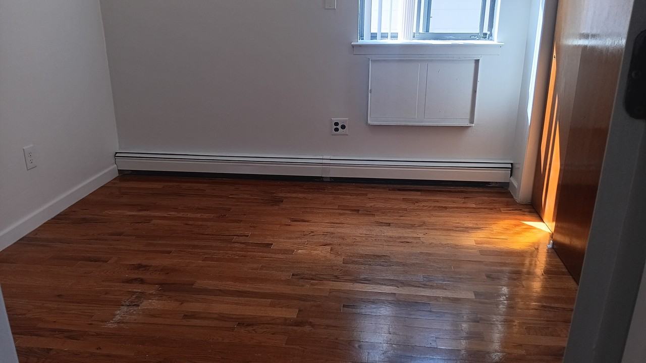 Bay 26th Street #2 - Photo 7 of 13