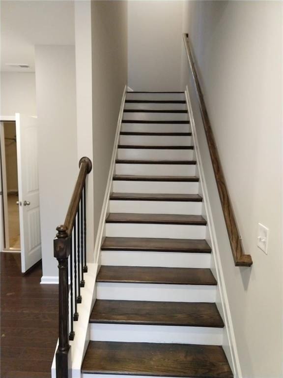 523 Headwind Way - Photo 3 of 20