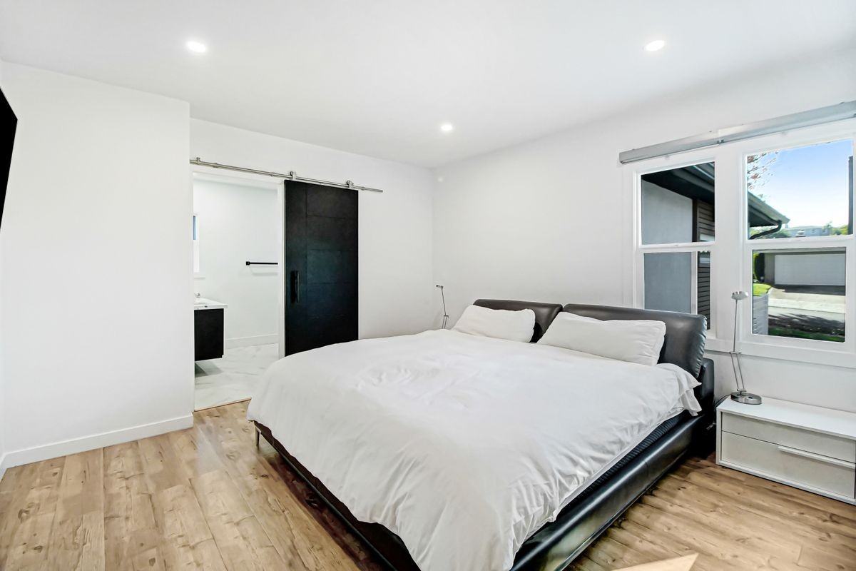 7425 W 88th Pl - Photo 3 of 15